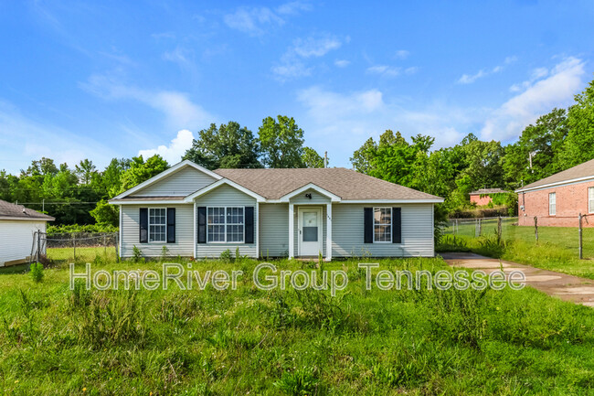 property at 1441 Reata Pass