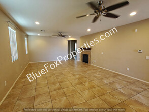 6192 W Bandelier Ct in Tucson, AZ - Foto de edificio - Building Photo