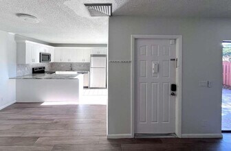 2971 Waterford Dr S in Deerfield Beach, FL - Building Photo - Building Photo