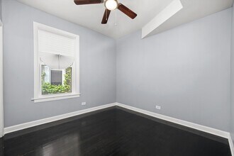 5331 W Congress Pky, Unit 1 in Chicago, IL - Building Photo - Building Photo
