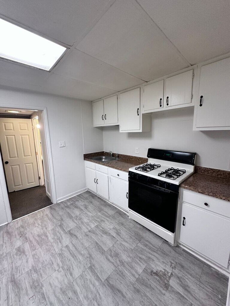 897 E Prospect St Rentals in York, PA