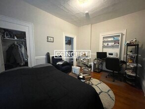 8 Forest St in Cambridge, MA - Building Photo - Building Photo