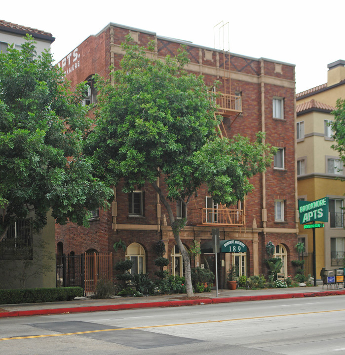 Brookmore Apartments in Pasadena, CA - Foto de edificio