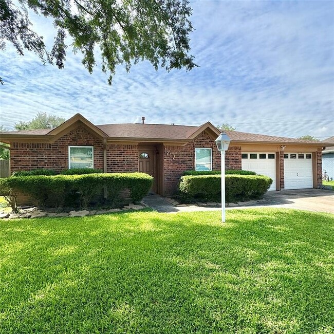 property at 1217 E Brown Ln