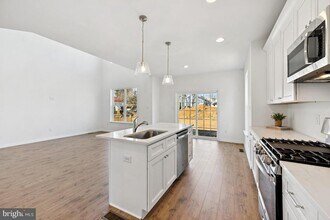 724 Northwood Ave in Cherry Hill Township, NJ - Building Photo - Building Photo