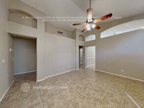 4922 W Behrend Dr in Glendale, AZ - Building Photo - Building Photo