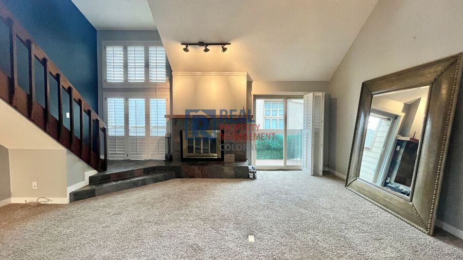 701 Harlan St in Lakewood, CO - Building Photo