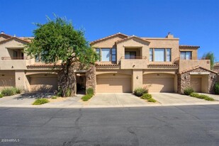 19550 N Grayhawk Dr in Scottsdale, AZ - Building Photo