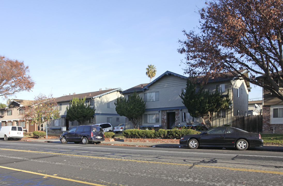 2125-2127 Monroe St in Santa Clara, CA - Building Photo