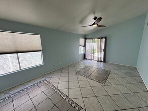 1119 N Carriage Ln in Chandler, AZ - Building Photo - Building Photo