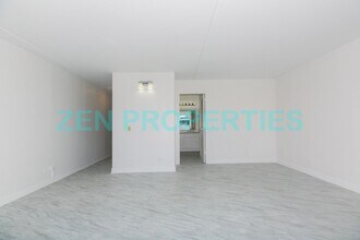 710 Lunalilo St in Honolulu, HI - Building Photo - Building Photo