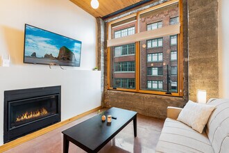 2120 Commerce St in Tacoma, WA - Building Photo - Building Photo