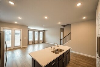 10292 Bayou Oaks Dr in Shenandoah, TX - Building Photo - Building Photo