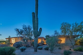 8418 E La Junta Rd in Scottsdale, AZ - Building Photo - Building Photo