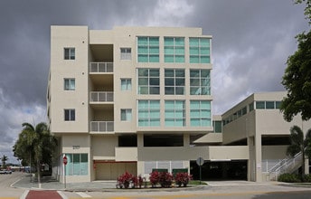 Island City Lofts in Wilton Manors, FL - Building Photo - Building Photo