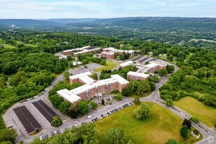 101 Lafayette Rd in Syracuse, NY - Building Photo