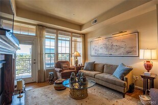 7865 Vallagio Ln in Englewood, CO - Building Photo