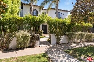 2056 Kerwood Ave in Los Angeles, CA - Building Photo - Building Photo