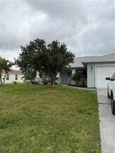 2709 NW 1st Pl in Cape Coral, FL - Building Photo - Building Photo