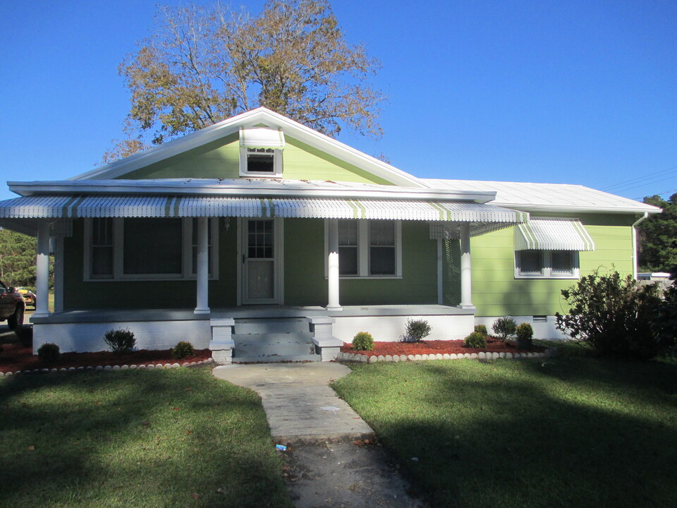 2535 State Rte 101 in Havelock, NC - Building Photo