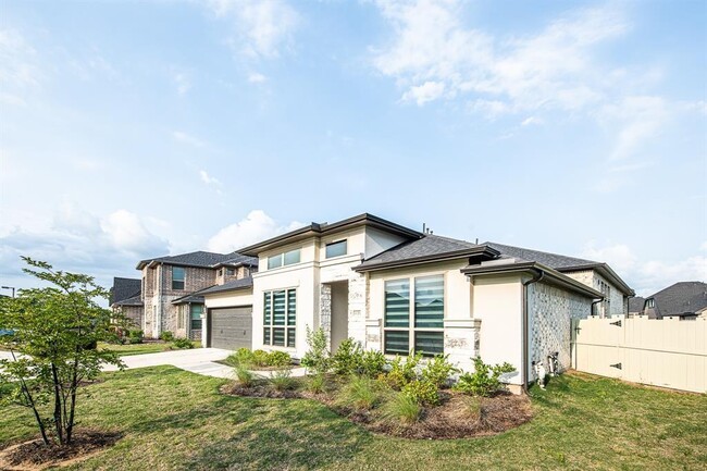 10383 Bayou Oaks Dr in Shenandoah, TX - Building Photo - Building Photo