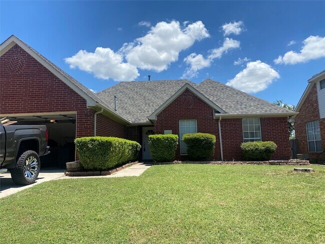 property at 2324 Treyburn Ct