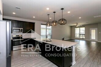 6402 Golden Gate Dr in Killeen, TX - Building Photo - Building Photo