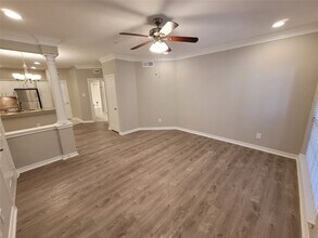 1919 Post Oak Park Dr, Unit 2104 in Houston, TX - Building Photo - Building Photo