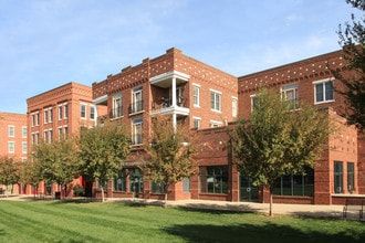 10619 Meeting St in Prospect, KY - Foto de edificio - Building Photo