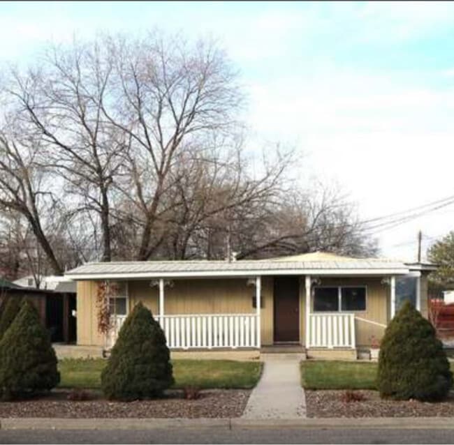 property at 639 Locust St