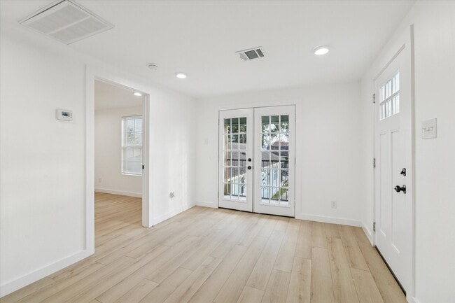 711 E 32nd St in Houston, TX - Building Photo - Building Photo