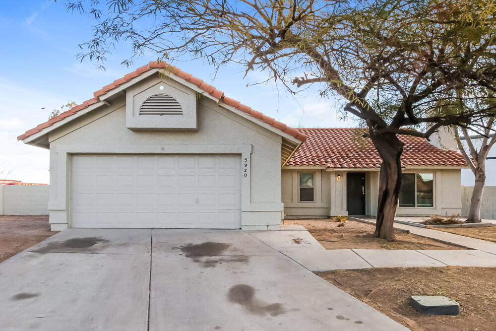 5920 E Fairbrook Cir in Mesa, AZ - Building Photo