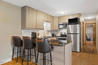 3059 N Downer Ave in Milwaukee, WI - Building Photo - Building Photo