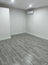 155 NW 123rd St in North Miami, FL - Foto de edificio - Building Photo