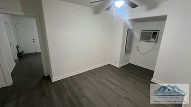 233 N Royal Ave in Florence, AL - Building Photo - Building Photo