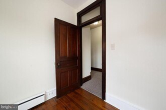 324 4th Ave in Phoenixville, PA - Building Photo - Building Photo