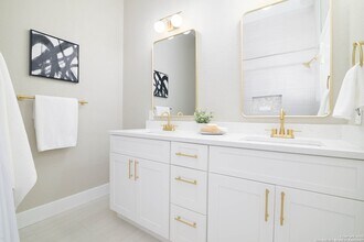 2155 N Ranch Estates Blvd in New Braunfels, TX - Building Photo - Building Photo