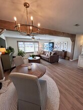 4214 Englewood Blvd in Johnson City, TN - Foto de edificio - Building Photo