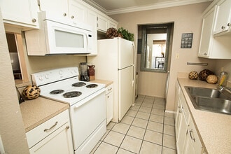 Preservation Hill Condos in Nacogdoches, TX - Building Photo - Building Photo