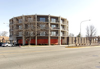 Evergreen Park Apartments in Evergreen Park, IL - Foto de edificio - Building Photo