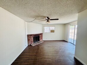 43214 Archwood Way in Lancaster, CA - Building Photo - Building Photo