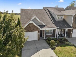 1067 Muna Ct in Spring Hill, TN - Building Photo - Building Photo