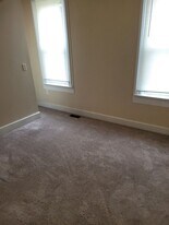 1008 E 1st St in Monroe, MI - Building Photo