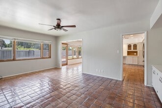 6035 E Calle Del Paisano in Scottsdale, AZ - Building Photo - Building Photo