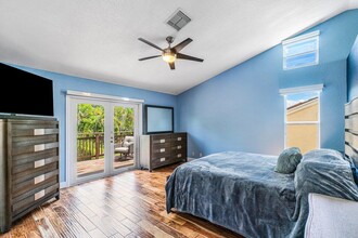 3721 NW 71st St in Coconut Creek, FL - Building Photo - Building Photo