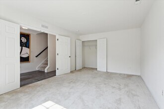 132 Daybeacon St in Yorktown, VA - Building Photo - Building Photo