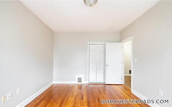 17 Cawfield St in Boston, MA - Building Photo - Building Photo