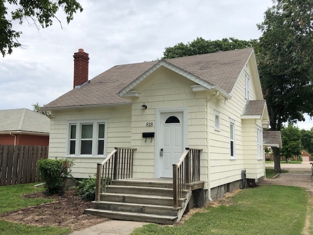 property at 818 N Main St
