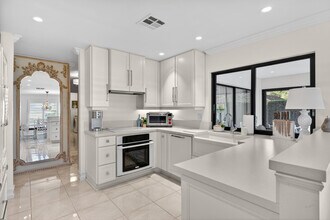 11340 Briarwood Pl in North Palm Beach, FL - Foto de edificio - Building Photo