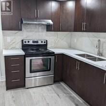 150 Dells Crescent in Brampton, ON - Building Photo - Building Photo